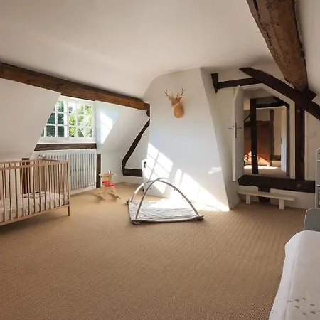 Le Verdoyant 阿维河畔维内