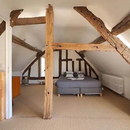 Le Verdoyant 度假居 阿维河畔维内